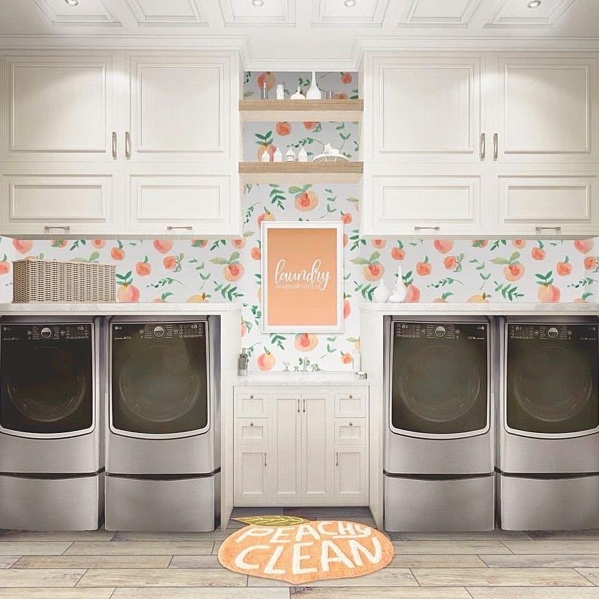 Peachy Clean (White) Wallpaper