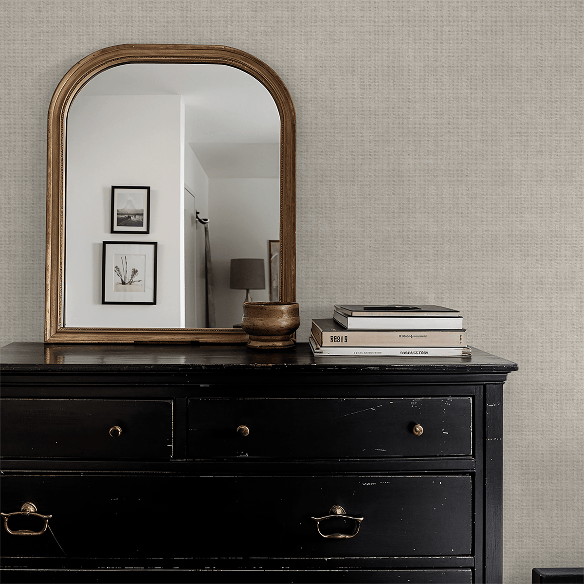 An understated woven linen look